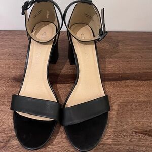 CL by Laundry Jody Sandal Block Heel - Black Sz 9.5- Gently used